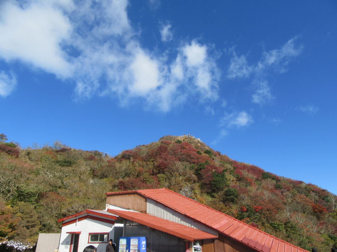 長崎県雲仙の紅葉などの写真。
